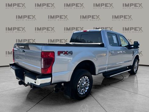 Used 2022 Ford F250 XLT w/ XLT Premium Package AWD/4WD image 3