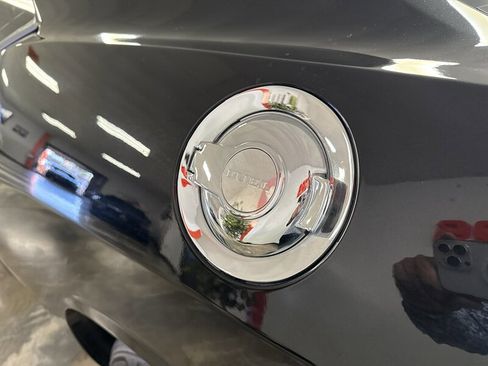 Used 2009 Dodge Challenger R/T RWD image 13