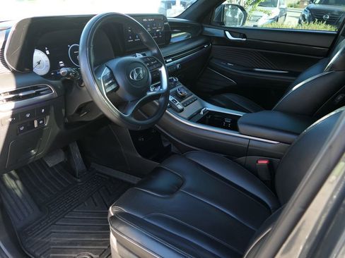 Used 2024 Hyundai Palisade Calligraphy image 11