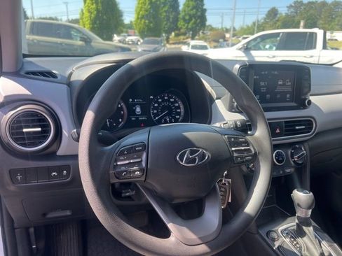 Used 2019 Hyundai Kona SE image 13