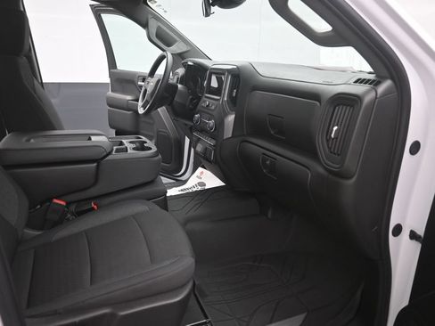 Used 2024 Chevrolet Silverado 1500 Custom RWD image 16