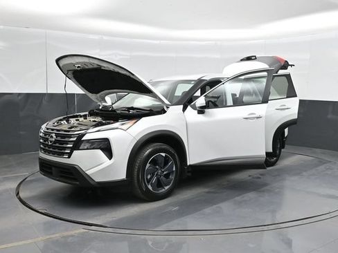 Used 2026 Nissan Rogue SV FWD image 63