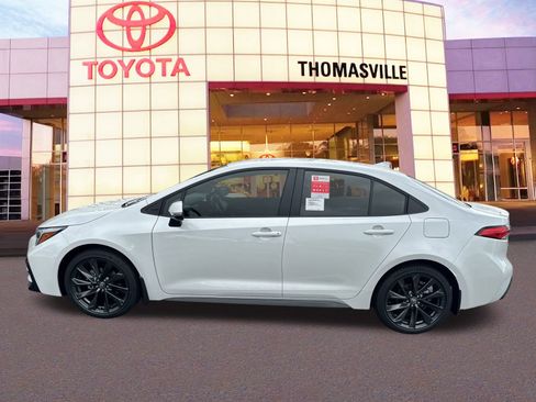 New 2025 Toyota Corolla SE FWD image 8