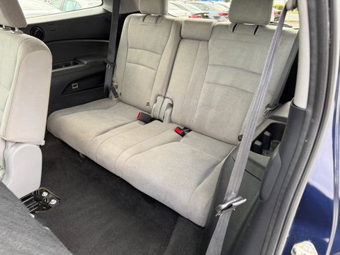 Used 2020 Honda Pilot EX image 11