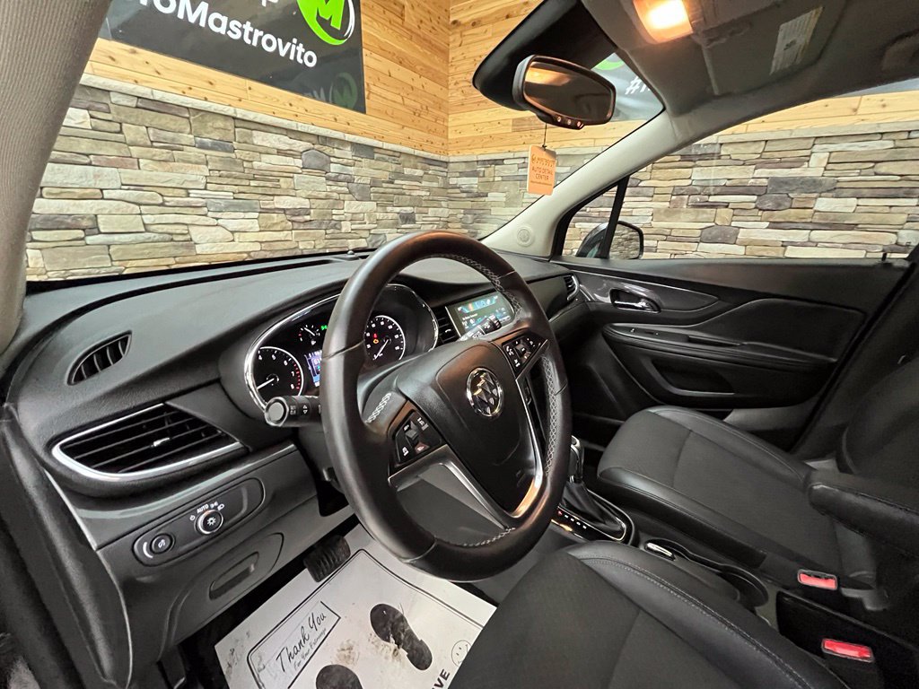 Used 2019 Buick Encore Preferred AWD/4WD image 19