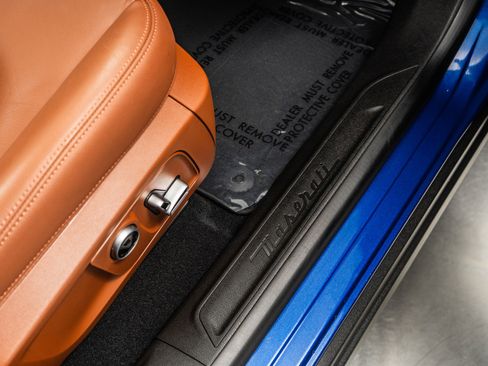 Used 2022 Maserati Levante GT image 31