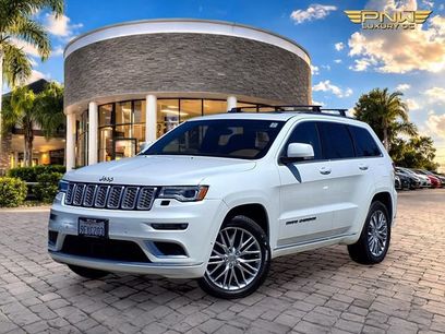 Used 2017 Jeep Grand Cherokee Summit w/ Platinum Series Group