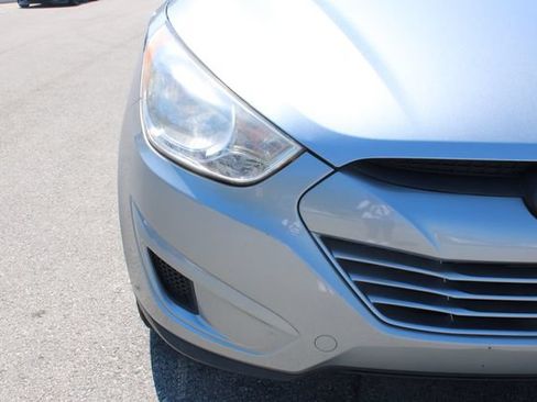 Used 2011 Hyundai Tucson GLS FWD image 35