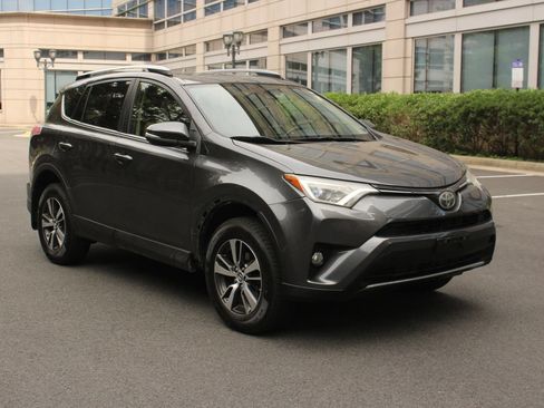 Used 2017 Toyota RAV4 XLE w/ All Weather Liner Package AWD/4WD image 1