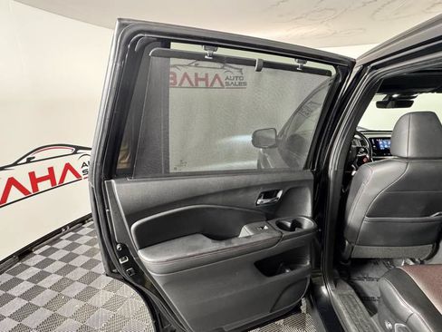 Used 2022 Honda Pilot Black Edition image 36