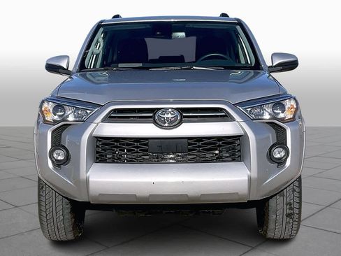Used 2024 Toyota 4Runner SR5 image 5