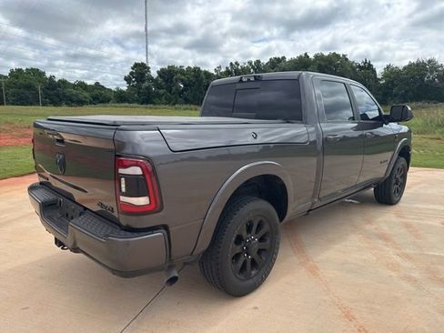 Used 2022 RAM 2500 Laramie AWD/4WD image 5