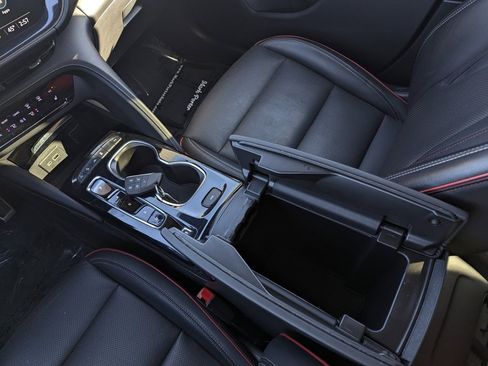 Used 2022 Buick Envision Essence w/ Sport Touring Package image 37