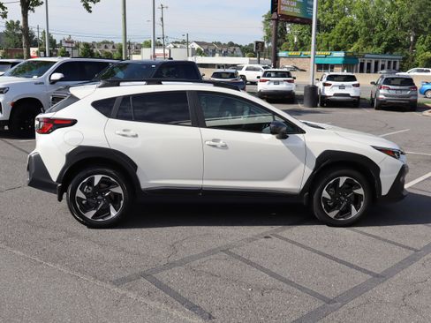Used 2024 Subaru Crosstrek 2.5i Limited w/ Popular Package #4A AWD/4WD image 11