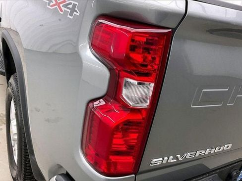 Certified 2025 Chevrolet Silverado 3500 LT image 26