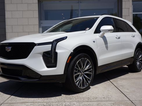 Used 2024 Cadillac XT4 Sport AWD/4WD image 12