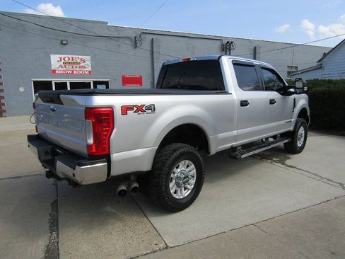 Used 2019 Ford F350 XLT w/ XLT Value Package AWD/4WD image 6
