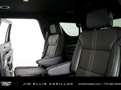Used 2025 Chevrolet Tahoe High Country RWD image 21