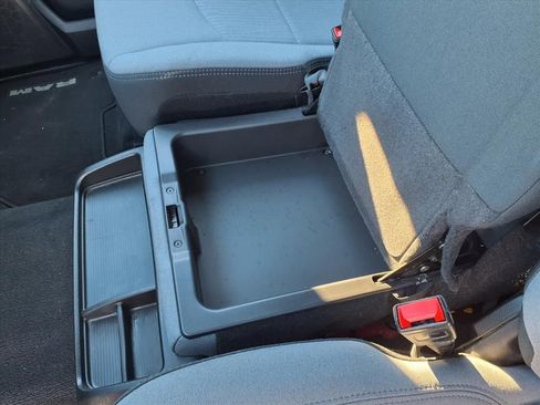 Used 2024 RAM 2500 Big Horn w/ Bed Utility Group image 20