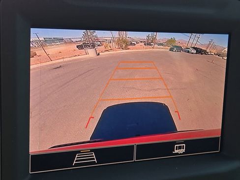 Used 2024 Chevrolet Silverado 1500 Custom image 17