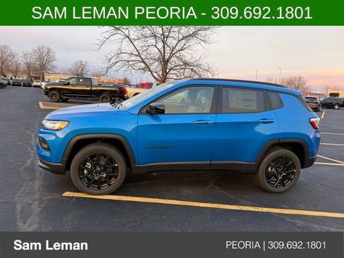 New 2026 Jeep Compass Latitude image 4