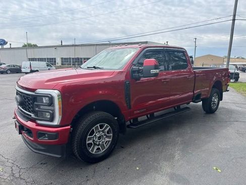 Used 2023 Ford F350 Lariat w/ Sport Appearance Package AWD/4WD image 2