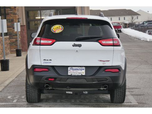 Used 2015 Jeep Cherokee Trailhawk w/ Comfort/Convenience Group image 4