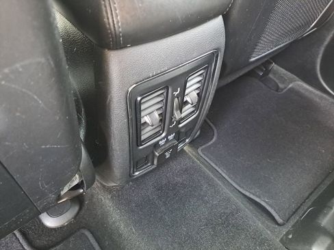 Used 2021 Jeep Grand Cherokee Limited AWD/4WD image 17