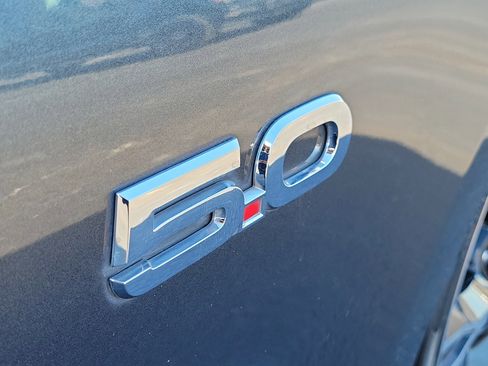 Used 2017 Ford Mustang GT Premium image 7