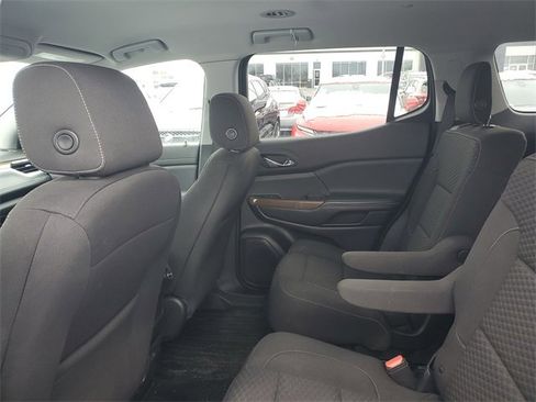 Used 2019 GMC Acadia SLE w/ LPO, Floor Liner Package image 11