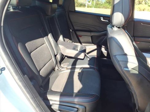 Used 2023 Ford Escape ST-Line image 10