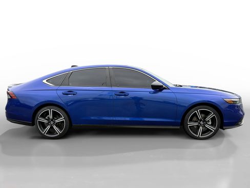 Used 2024 Honda Accord Sport image 6