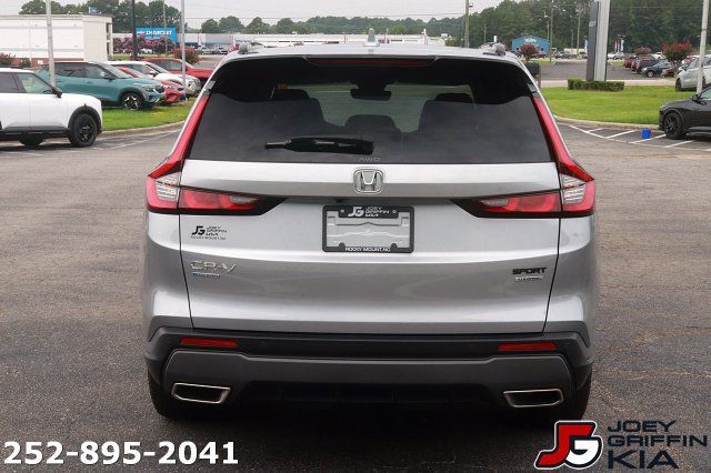 Used 2024 Honda CR-V Sport Touring image 6