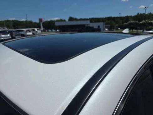 Used 2021 Acura RDX FWD w/ Advance Package image 12