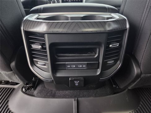 New 2026 RAM 1500 Big Horn AWD/4WD image 23