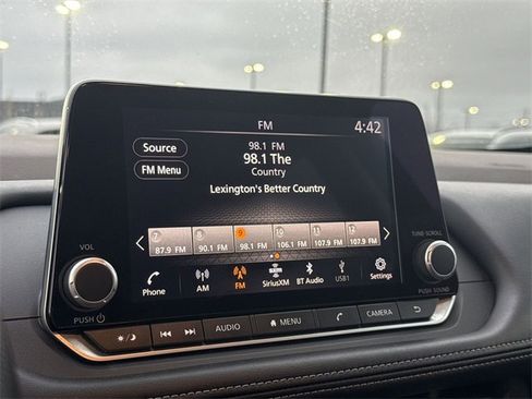 Certified 2023 Nissan Rogue S image 16