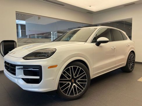 New 2026 Porsche Cayenne AWD/4WD image 1