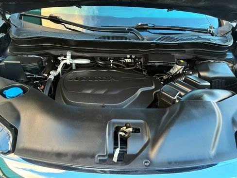 Used 2022 Honda Pilot Touring image 13