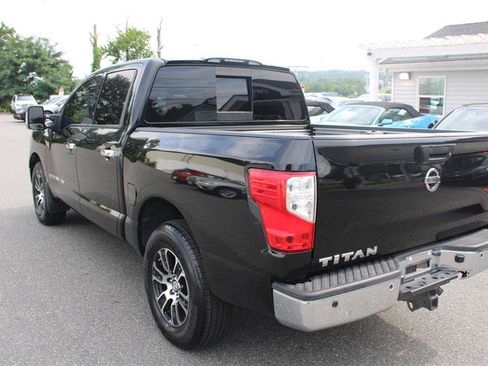 Used 2020 Nissan Titan SV w/ SV Convenience Package AWD/4WD image 7