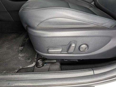 Certified 2024 Kia Seltos EX AWD/4WD image 40
