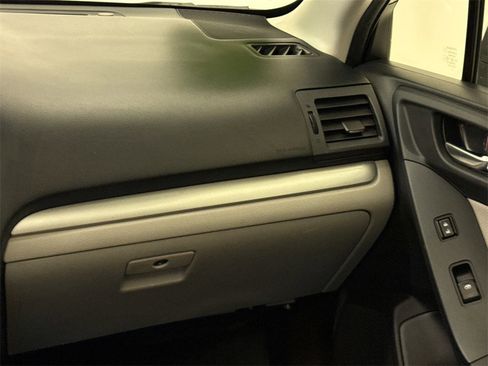 Used 2014 Subaru Forester 2.5i Touring image 19