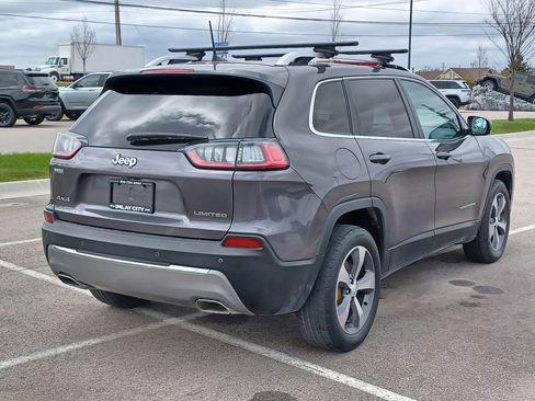 Used 2019 Jeep Cherokee Limited AWD/4WD image 4