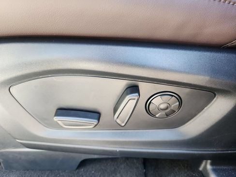 New 2026 Ford Explorer Platinum RWD image 22