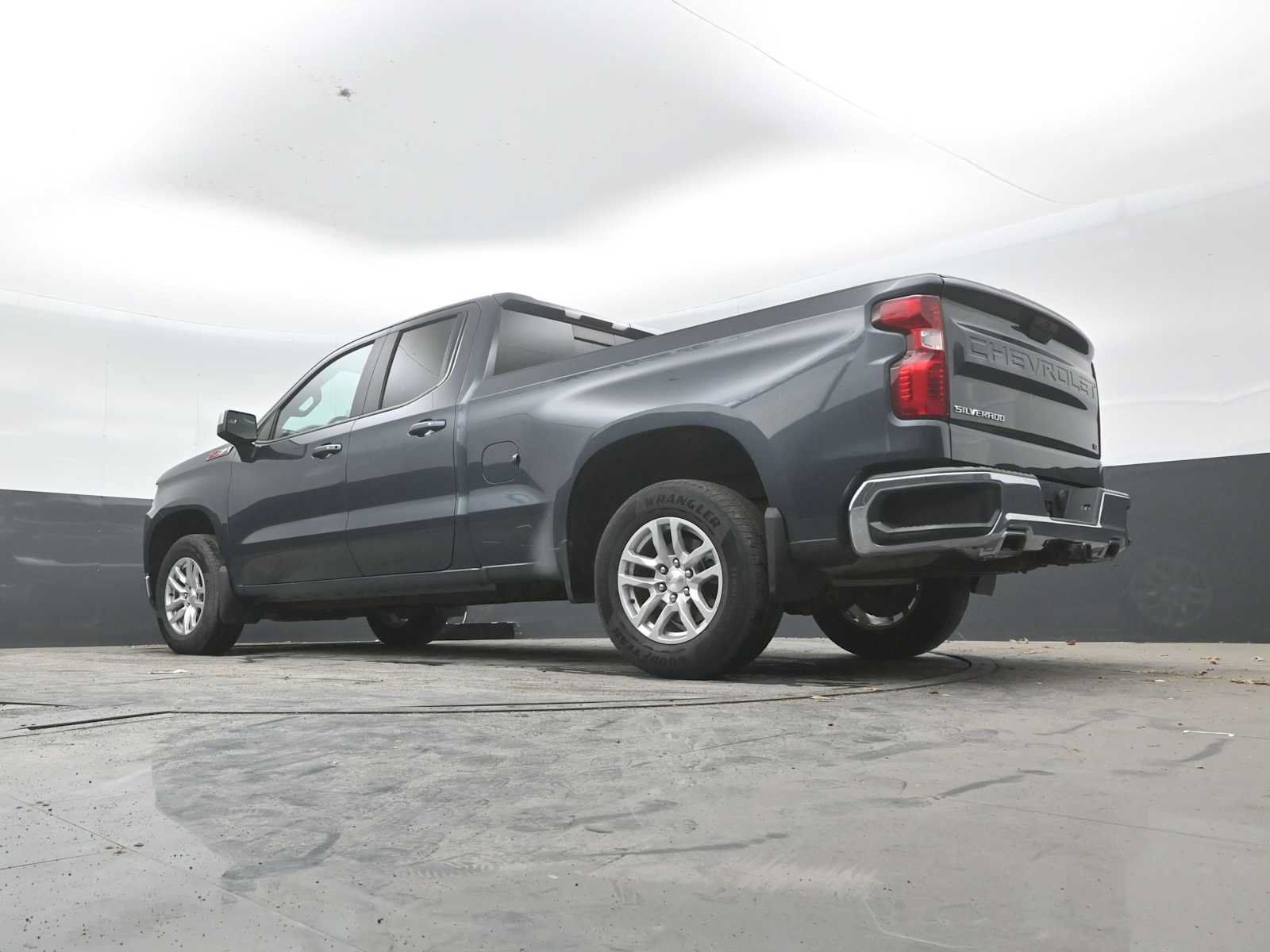 Used 2019 Chevrolet Silverado 1500 LT w/ All-Star Edition AWD/4WD image 23