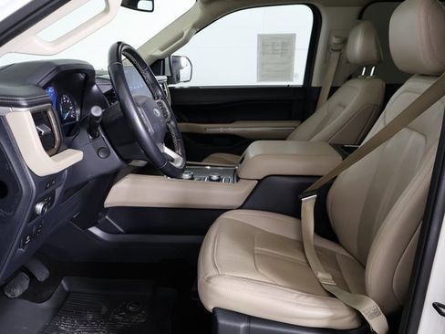 Used 2022 Ford Expedition Limited image 29