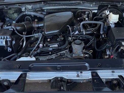 Used 2018 Toyota Tacoma SR5 image 28