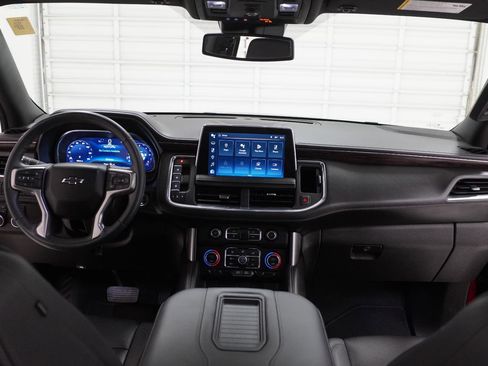 Used 2023 Chevrolet Tahoe Z71 AWD/4WD image 36