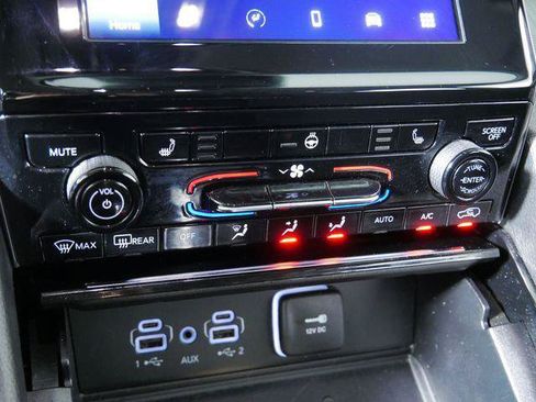 Certified 2023 Jeep Grand Cherokee L Laredo w/ Luxury Tech Group I AWD/4WD image 29