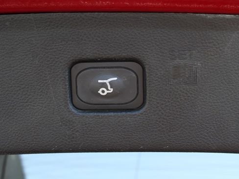 Used 2021 Ford Edge SEL w/ Convenience Package image 9