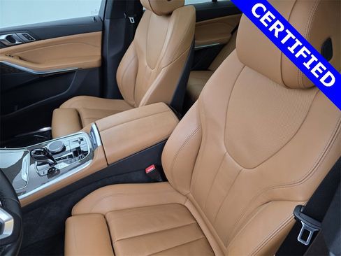 Used 2022 BMW X5 xDrive45e w/ Premium Package image 11